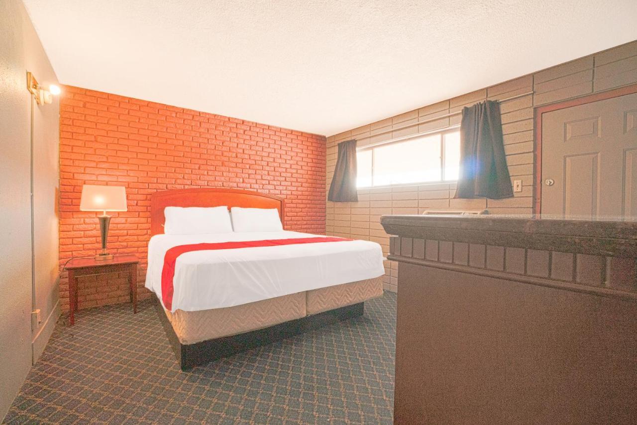 Town & Country Motel Bossier City By Oyo Bagian luar foto